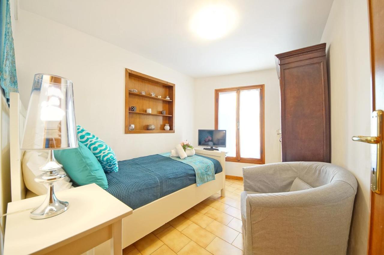 Campo San Polo Apartment Rialto Venedik Dış mekan fotoğraf